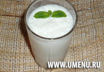 Молочный коктейль с кокосовым молоком
